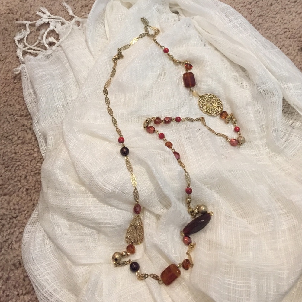 Sale! Vintage Avon necklace